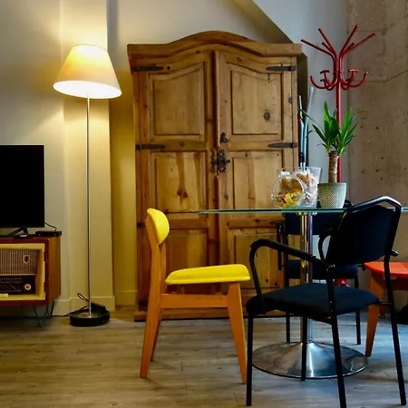 Charming For 4 People 1 Baby In The Heart Of * Parigi