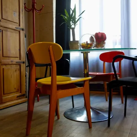 Charming For 4 People 1 Baby In The Heart Of Appartamento