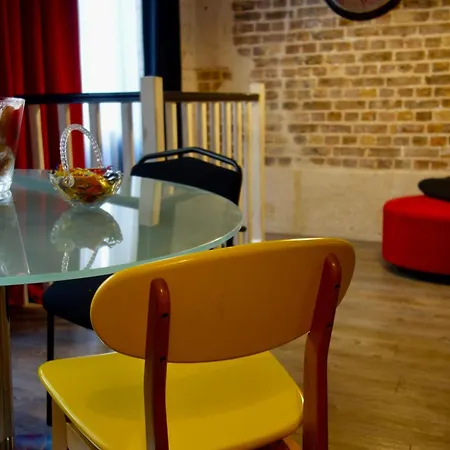 Charming For 4 People 1 Baby In The Heart Of Appartamento Parigi